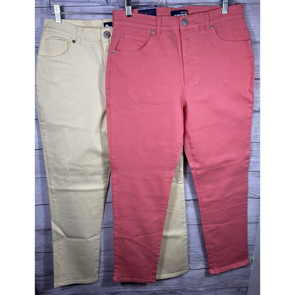 NWT Basic‎ Editions Women's Size 10 Classic Fit Straight Leg Jeans Lot 2